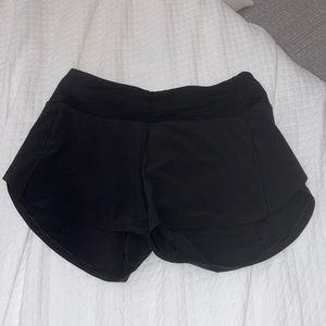Lululemon Speed Up Short Low-Rise 4”